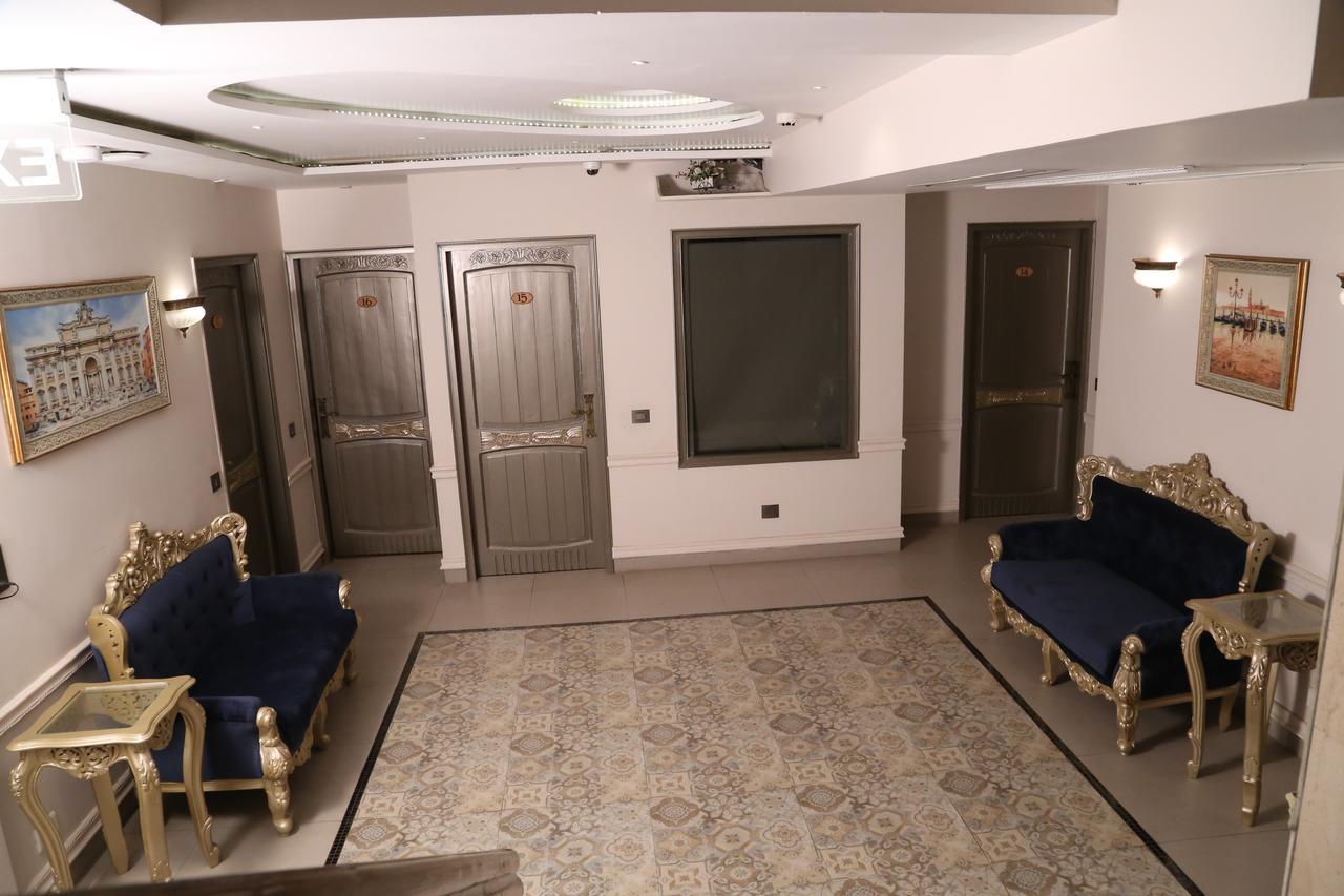 Hotel Posh Chandīgarh Eksteriør bilde
